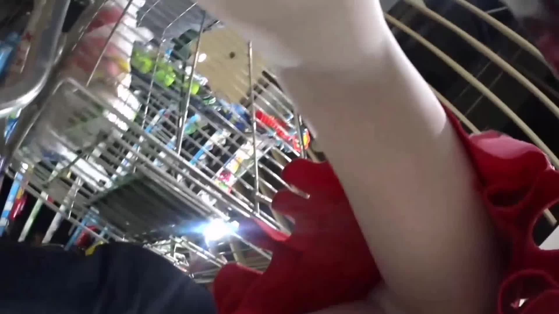 偷拍系列 商场偷拍底裙