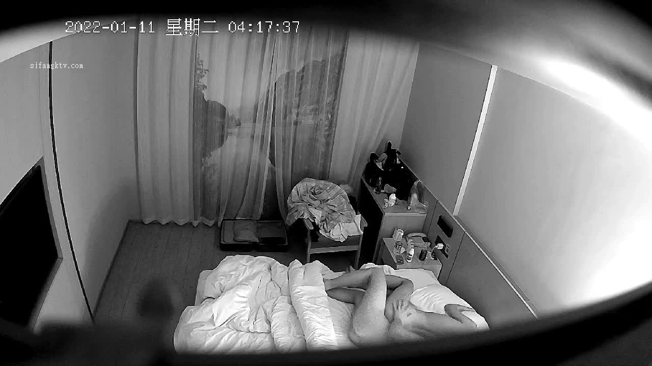 #偷拍 #云监控 完美腿型极品JK服小嫩姐姐与男友住3天被搞了好几次哭腔骚嗲叫声勾魂太刺激了