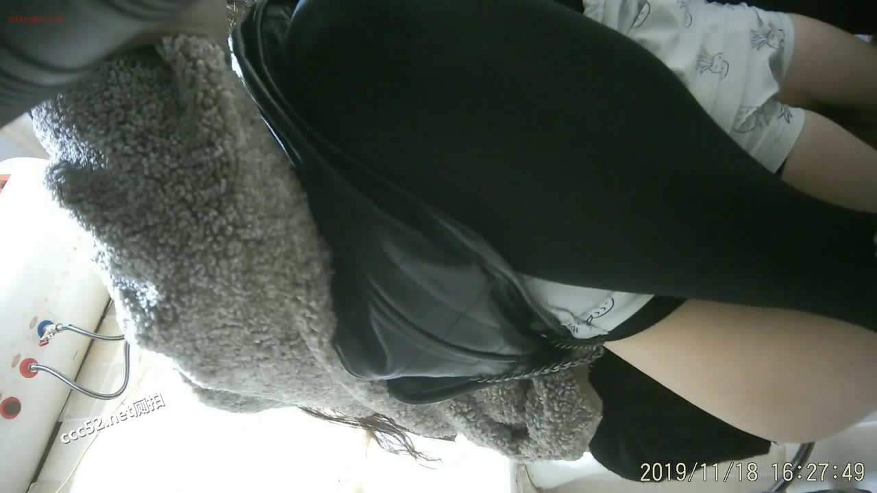#酒店女厕 员工多人被偷拍