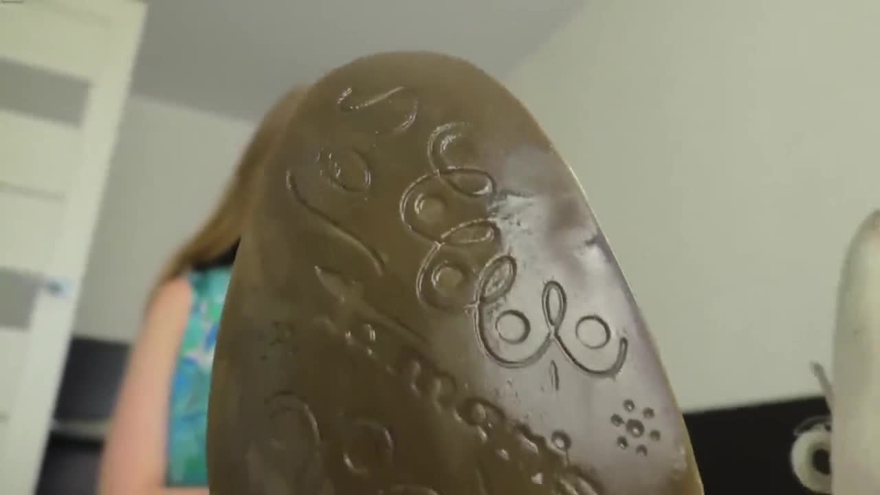 Under Girls Feet - Slave Girl Loves My Big Sweaty Feet