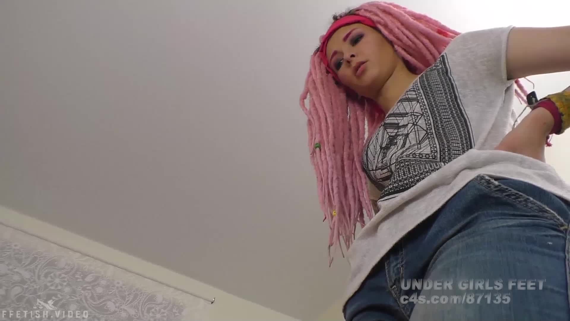 Under Girls Feet - Punk Girl Stinky Feet For Tiny Lesbo