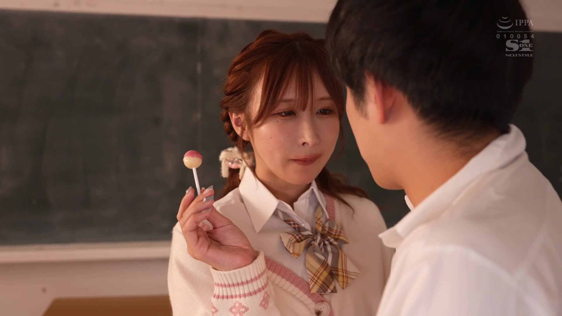 SONE-407 #无码中字 #うんぱい巨乳姐姐夺走班上每个男生的童贞️日本AV无码磁链️