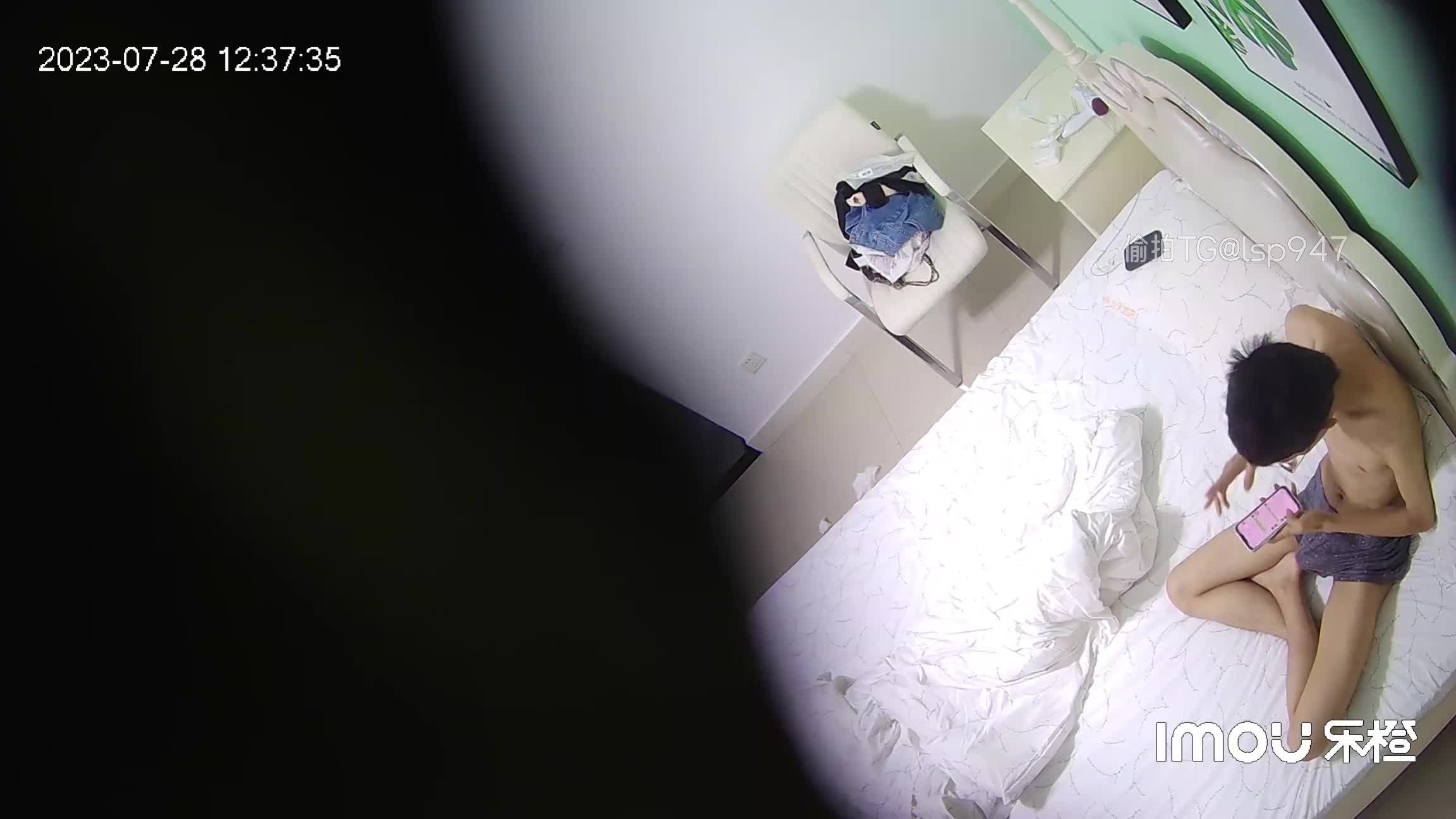 乐橙针孔摄像头酒店偷拍系列 极品反差婊大学生情侣 穿着黑丝极致诱惑的少女学生妹和大鸡巴男友啪啪做爱 #酒店偷拍