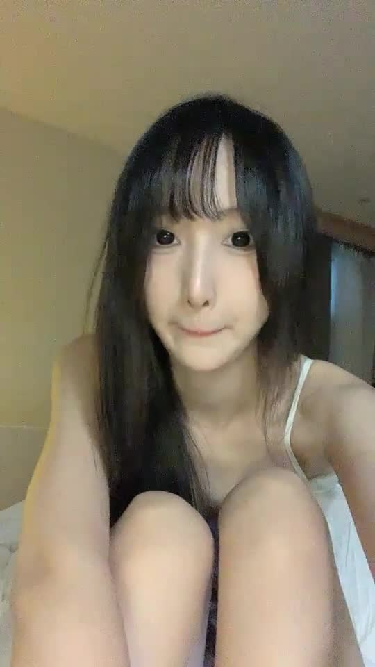 #泡泡咕 #萝莉 #反差 #精选黄播 #自慰