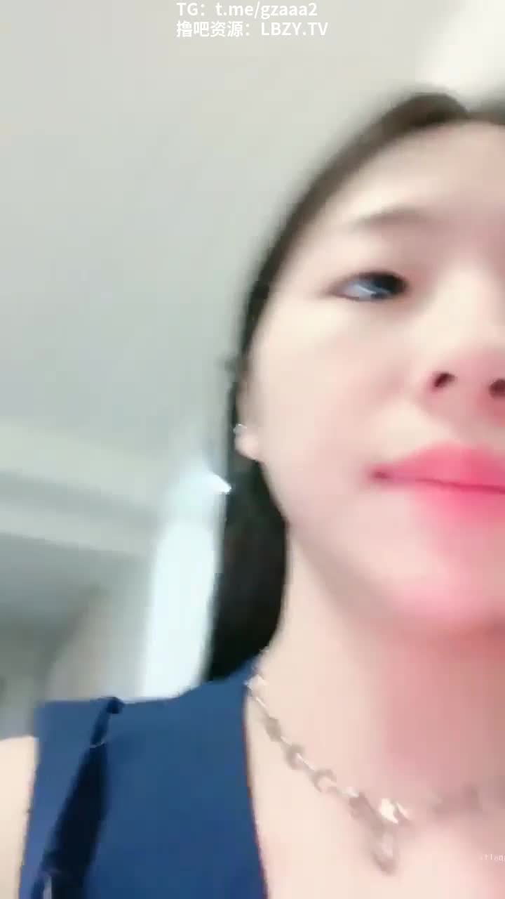 【小妲己萝莉自】【小妲己萝莉自慰伤心的年糕新人！清纯亮丽小学妹下海长相清纯却十分的骚浪趁着爸爸妈妈不在家脱衣来一段表演自慰小骚逼很粉嫩还会喷水！】#高中生