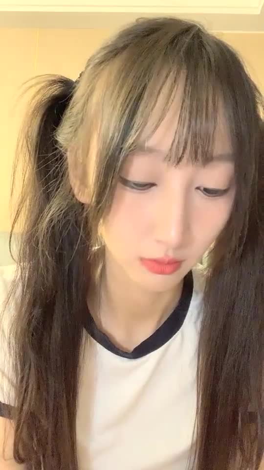 #泡泡咕 #萝莉 #反差 #精选黄播 #自慰