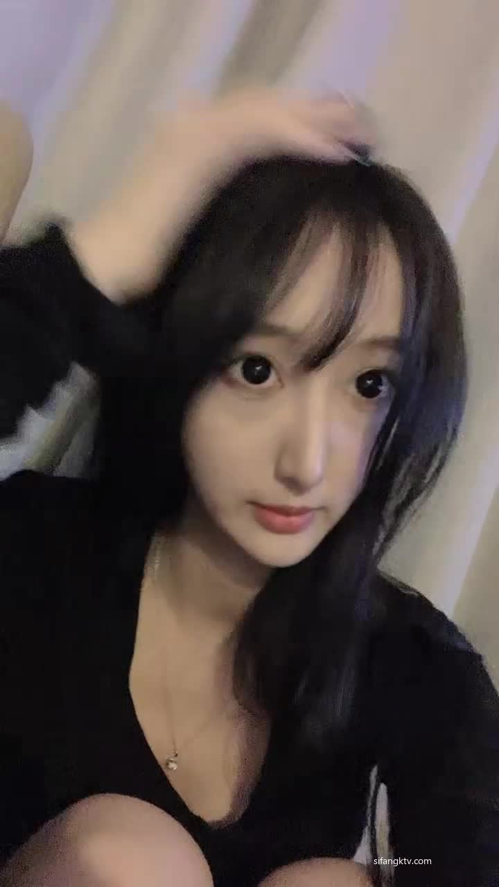 #泡泡咕 #萝莉 #反差 #精选黄播 #自慰