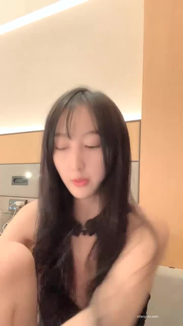 #泡泡咕 #萝莉 #反差 #精选黄播 #自慰