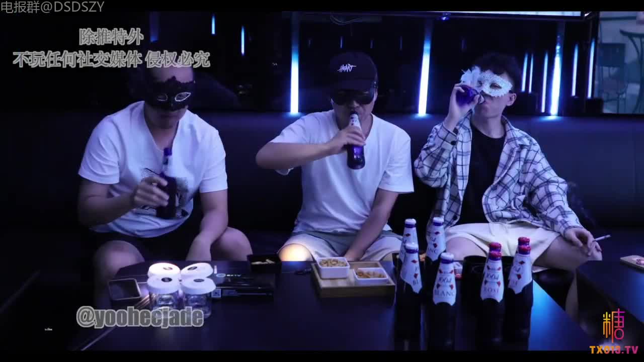 【袋鼠大叔-资源分享】顶级剧情淫妻【yooheejade】国宝级女神ktv大奶公主被前后抽插扔在桌子上疯狂输出 #淫妻 #KTV #3P #yooheejade点击观看其他完整资源‘