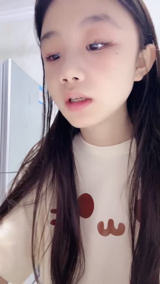 #小云慢吞吞 #萝莉 #反差 #自慰 #精选黄播