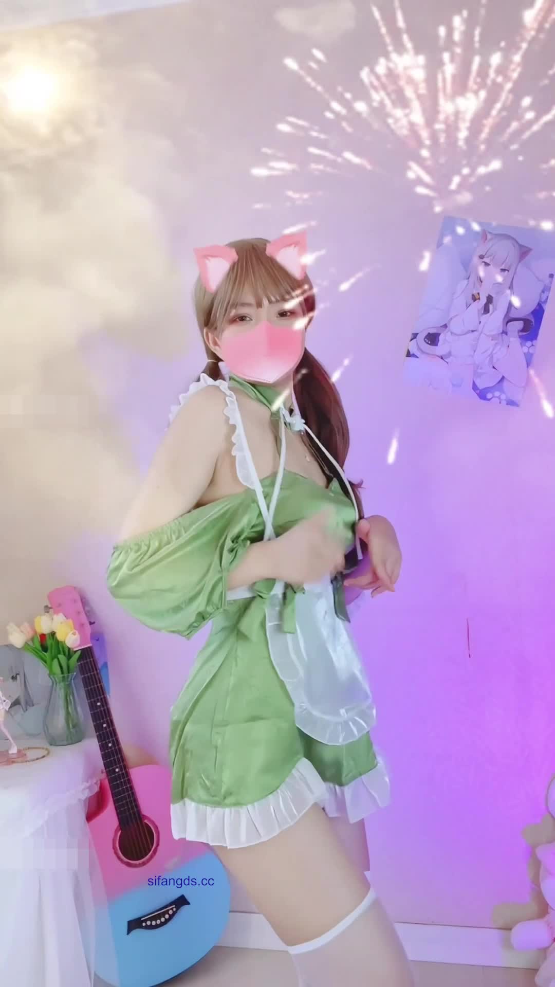 #小仙云 #裸舞 #福利姬 #萝莉 #反差