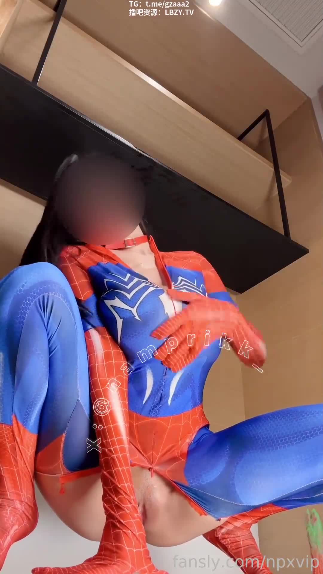 后入 口交 #高中生 【cosplay扮演女蜘蛛侠，弹珠塞穴，女上姿势骑乘阳具自慰高潮喷水流白浆】