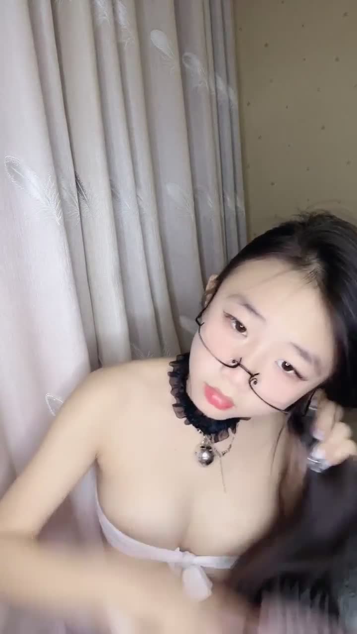 #小云慢吞吞 #萝莉 #反差 #自慰 #精选黄播