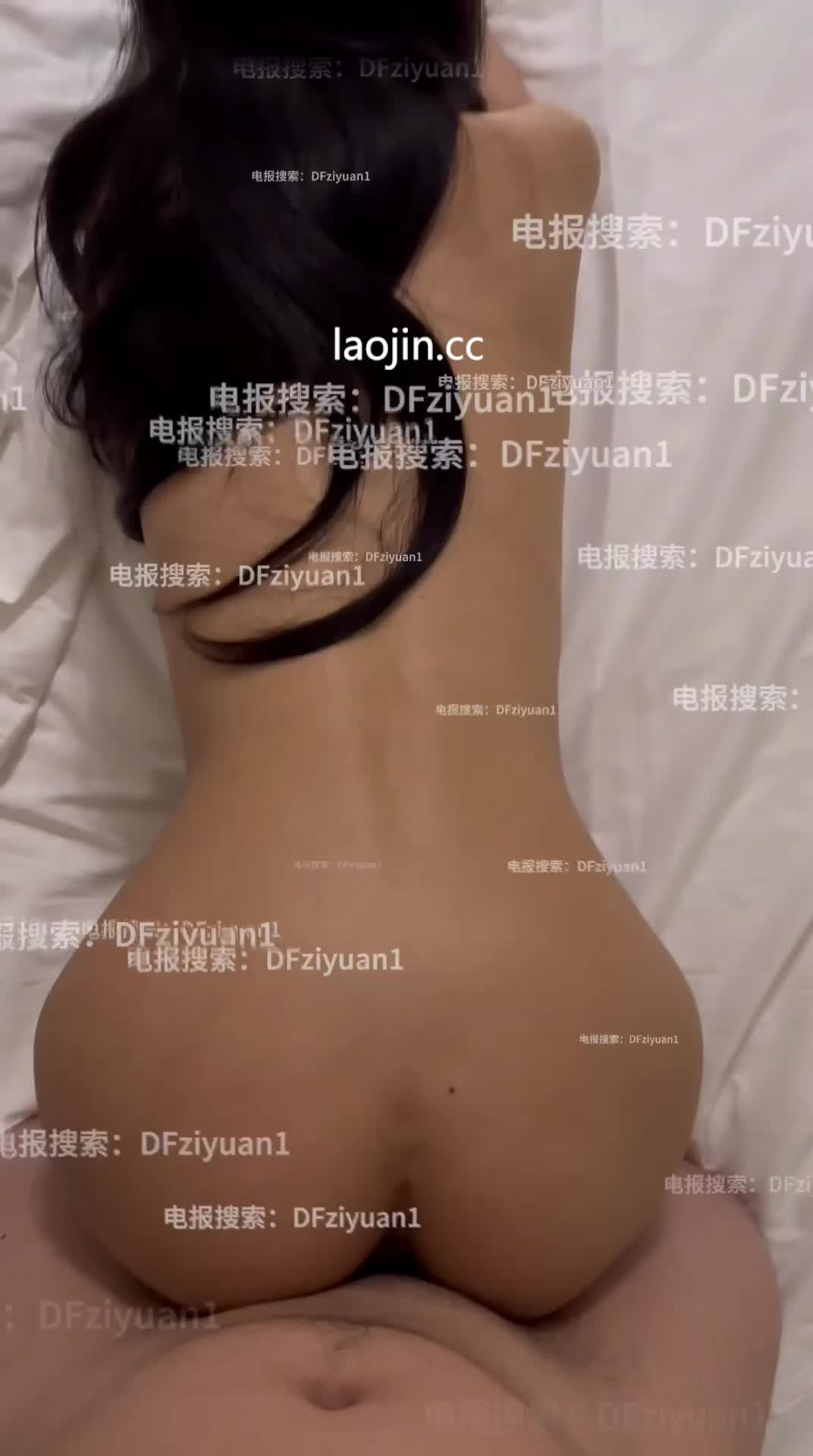 【巅峰MALONG精品44】，02年_175小红书博主，馒头逼_人工白虎［作者名称］: #巅峰MALONG［特色标签］: #翘臀