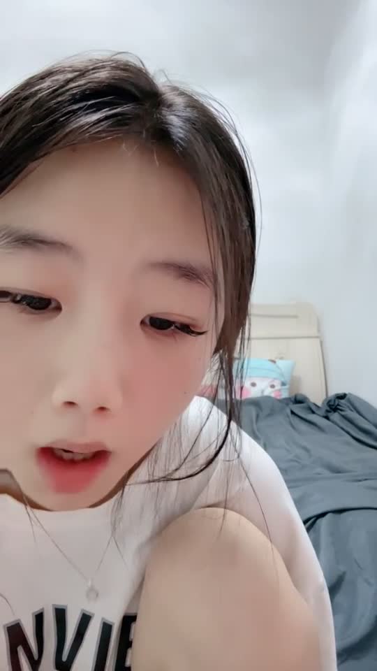 #小云慢吞吞 #萝莉 #反差 #自慰 #精选黄播