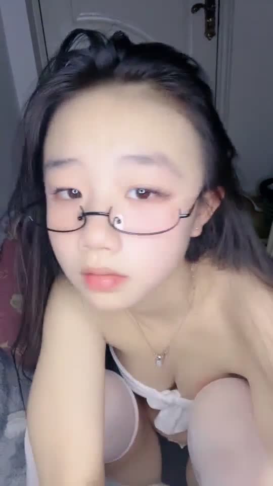 #小云慢吞吞 #萝莉 #反差 #自慰 #精选黄播