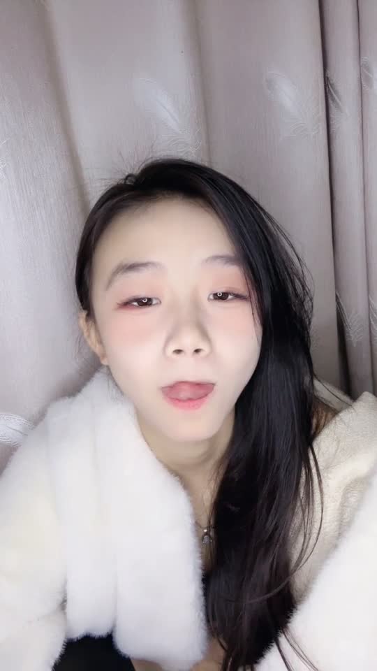 #小云慢吞吞 #萝莉 #反差 #自慰 #精选黄播