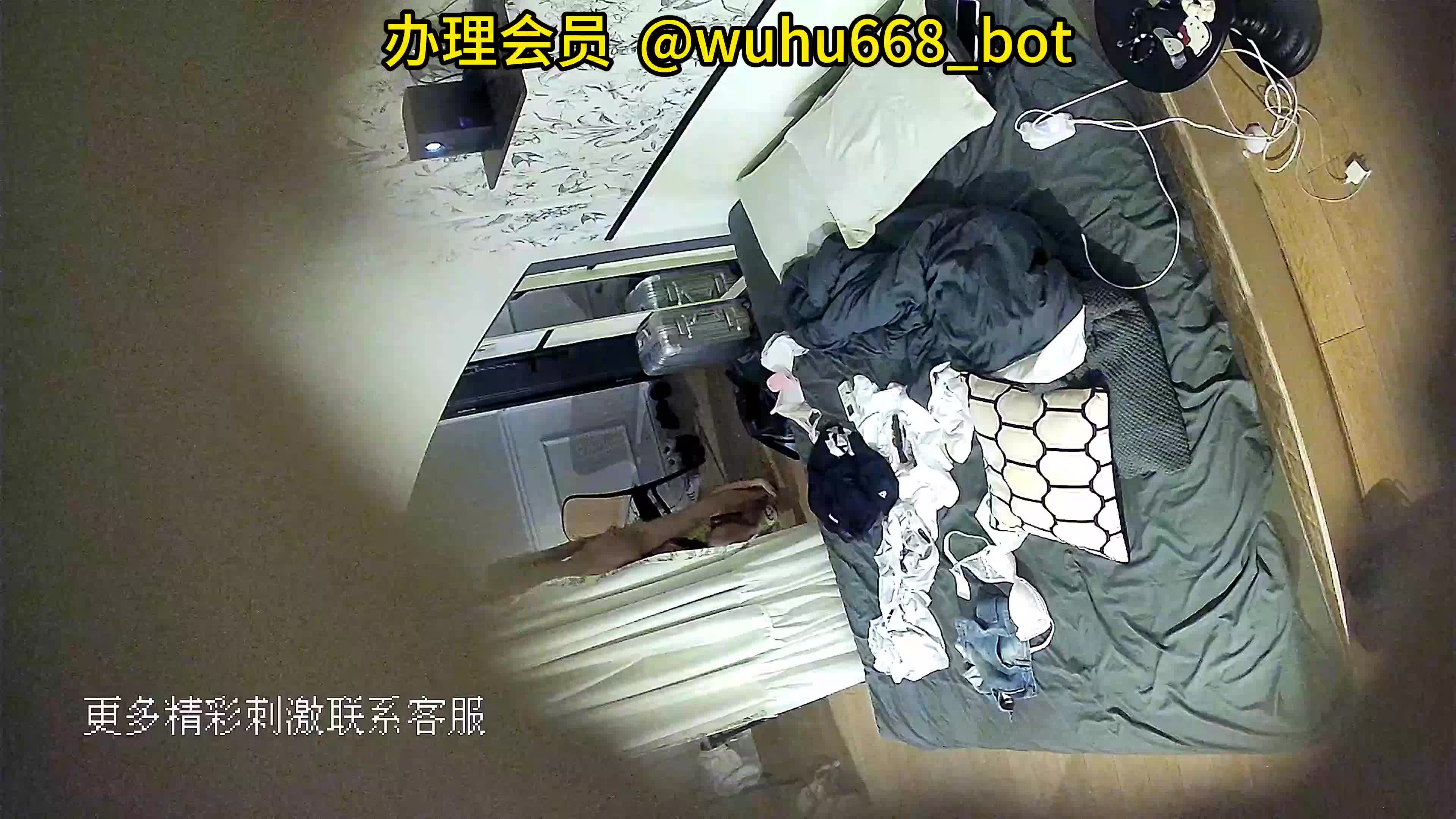 偷拍 精选顶置会员反差学生系列大学城高颜值学生情侣开房性爱之旅，别看男朋友瘦小的身材，鸡吧还挺大又耐操，怪不得找个那么漂亮的小女友。连续无套操人家三四次。每次擦的差不多就拔出刚刚操完逼的大屌给女友舔，操的女友高潮了一次又一次，后面直接把还有骚逼味的大屌给女友口爆，直接射的一嘴都是精液。女友笑哈哈直接口爆️吞精。这逼绝对刚刚开发不久了，好粉，无毛。主要那对奶子又大又有弹性。这样反差婊母狗，你能操几遍？ #酒店偷拍