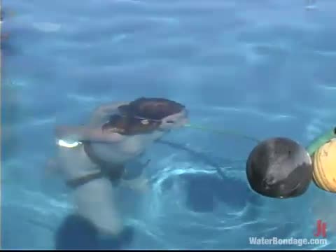 #WaterBondage #调教 #虐待 #欧美 #水狱