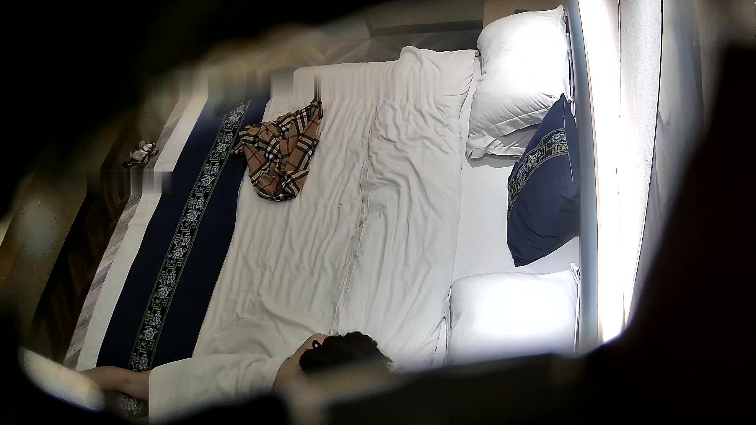 国产针孔偷拍 年轻情侣开房 学舞蹈的大学生美女，身材一级棒，C罩杯极品美乳，后入蜜桃臀相拥高潮 #酒店偷拍 #推荐