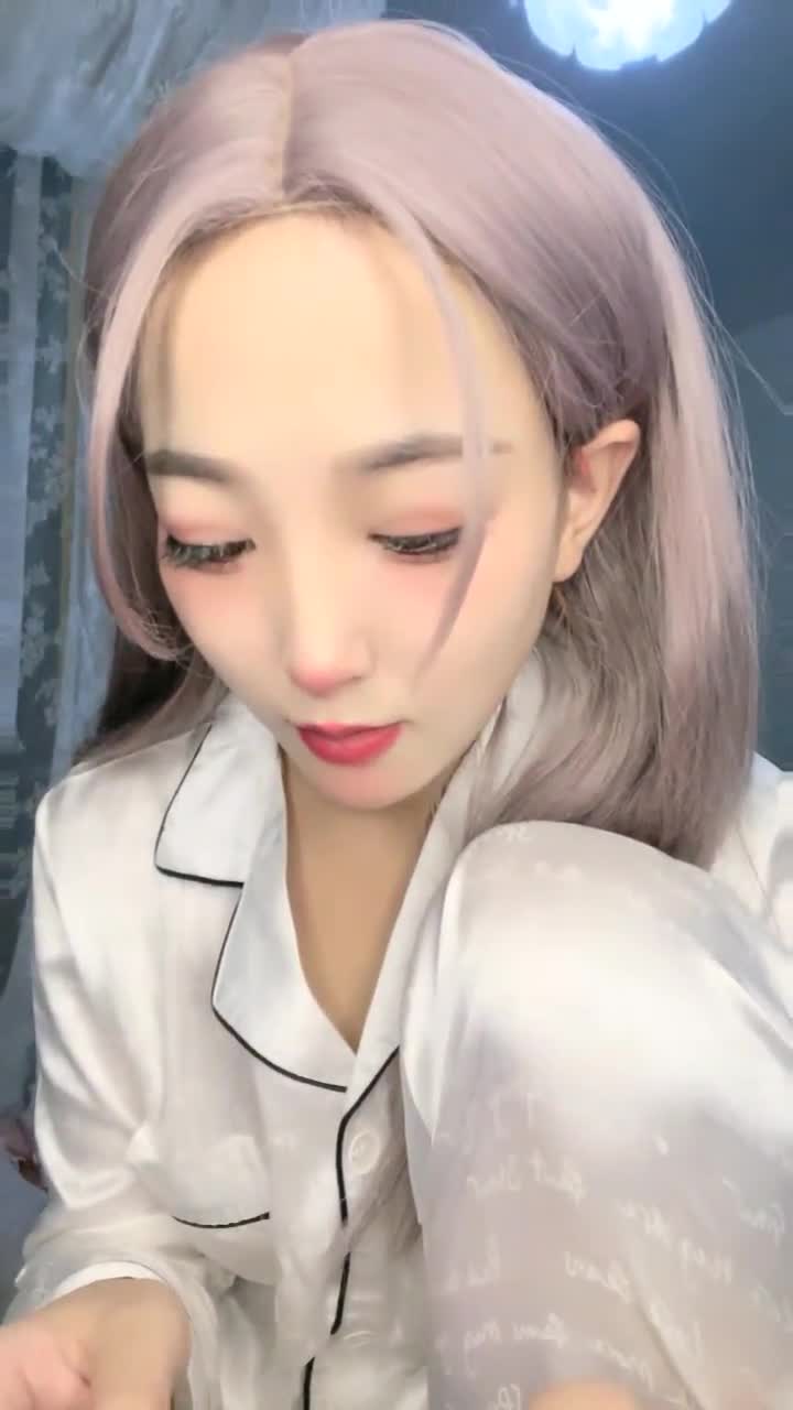 #桃子 #双马尾 #萝莉 #精选黄播 #可爱 #自慰