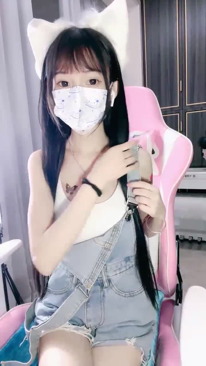 #黎酱不爱吃青菜 #萝莉 #粉嫩 #自慰