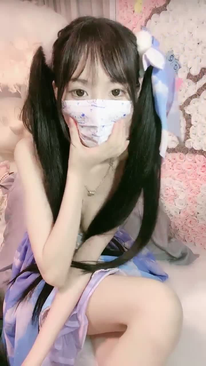 #黎酱不爱吃青菜 #萝莉 #粉嫩 #自慰