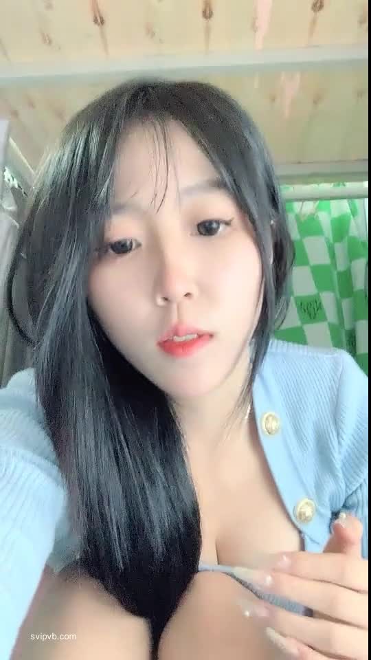 #一叶页 #甜甜也辣 #清纯 #女大 #宿舍