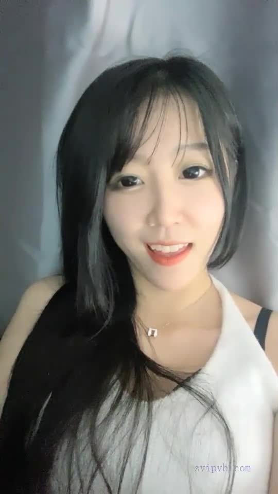#一叶页 #甜甜也辣 #清纯 #女大 #宿舍