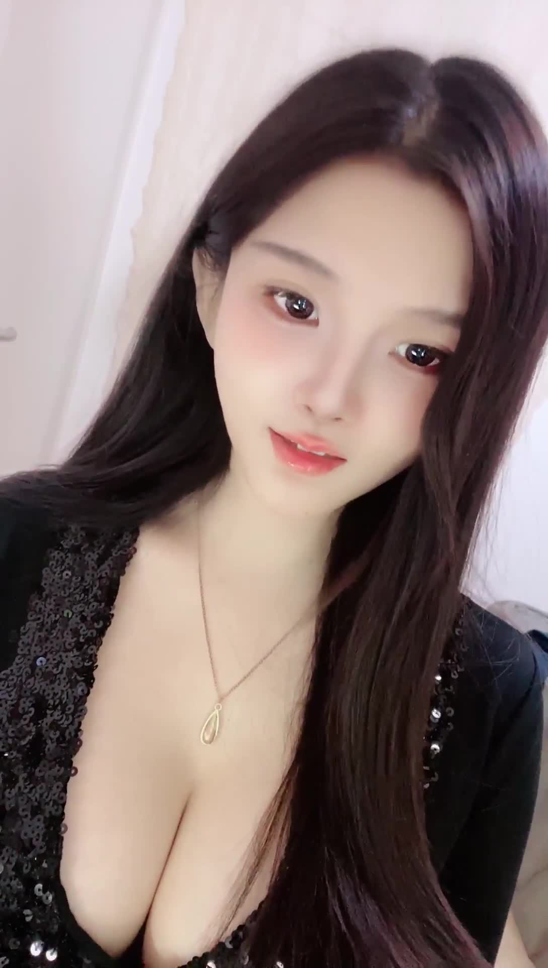 顶级绿播女神下海 #希怨神 最美俏佳人 倾城容颜绝世美乳