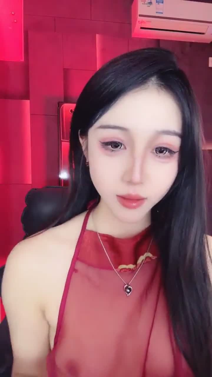 #小鱼睡不醒 极品福利姬美女 超美女神 丝袜长腿 裸舞 道具自慰视频福利
