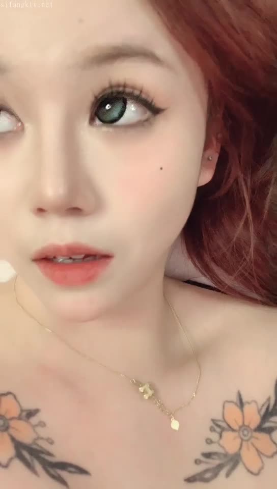 #Duu 重磅！珠峰颜值超美~深海炸弹 超级巨乳狂甩 太爽了