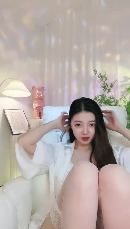 #鲨鱼小辣椒 太极品了 应求发帖! G奶女神~撩骚~道具自慰~爽!