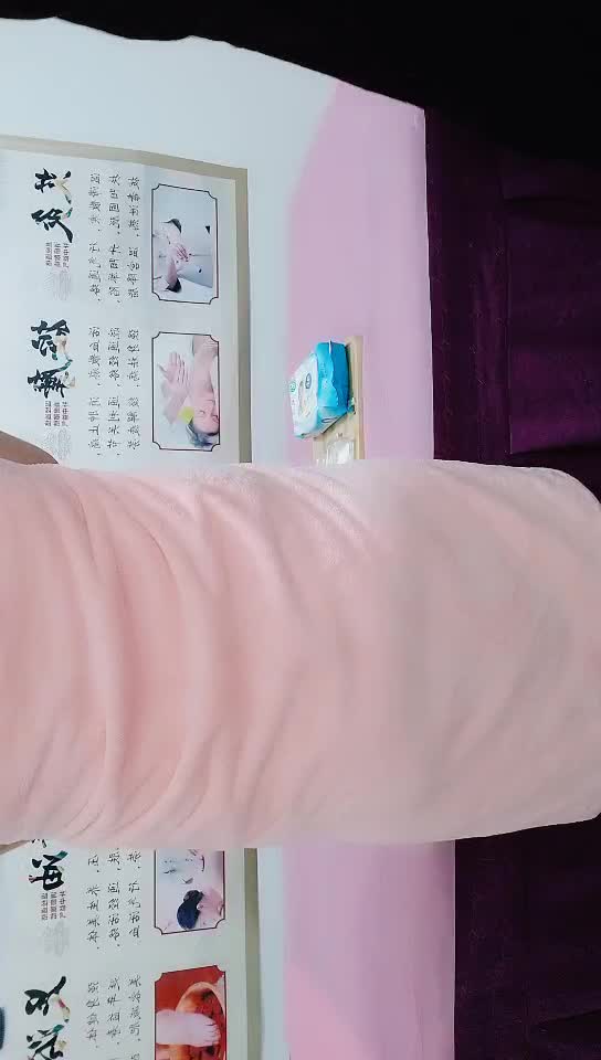 说好的养生按摩，一会儿就裸体相见，白嫩大胸少妇，无套啪啪不过瘾，道具抠穴再次高潮