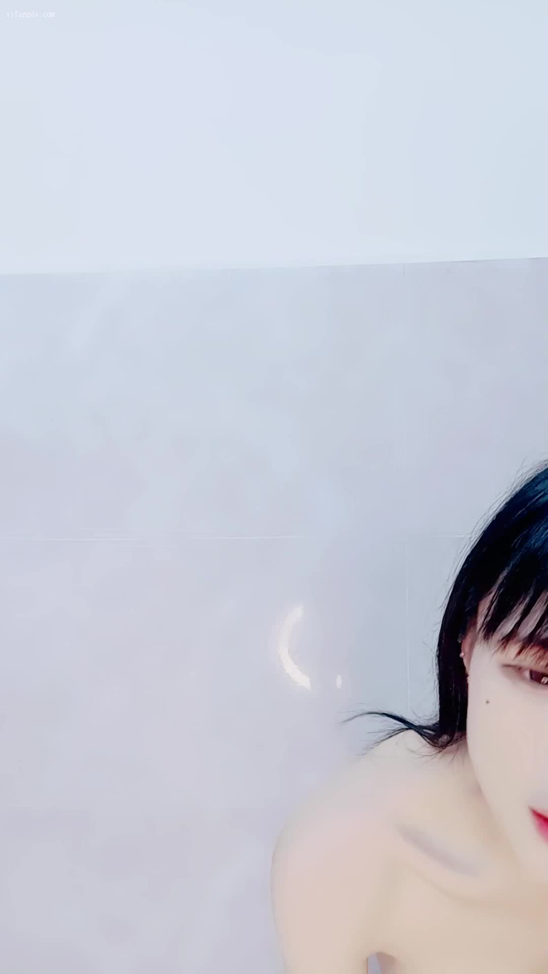#樱岛绘子 超嫩福利姬美女 白嫩皮肤 紧致小穴自慰啪啪视频