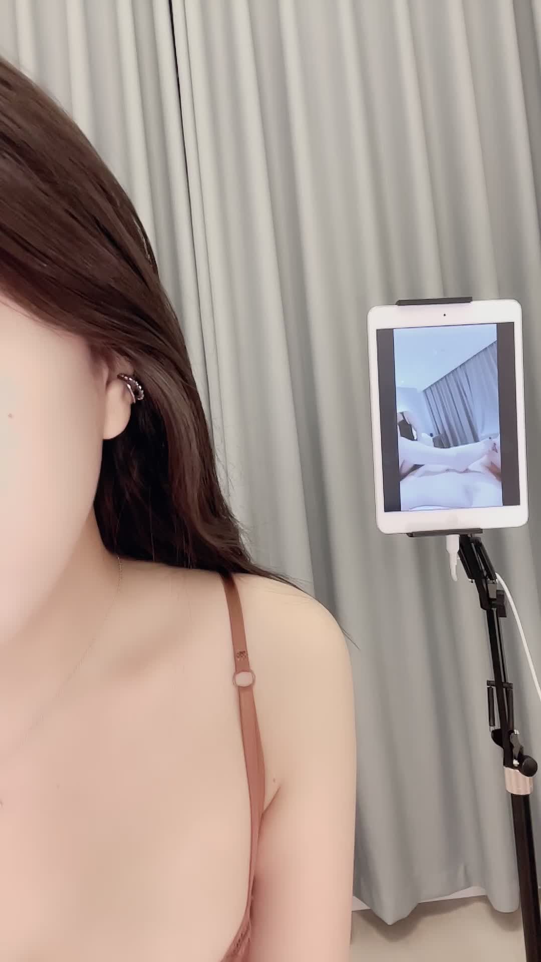 #西奶 颜值女神~雪白G奶~肥臀肥鲍~跳蛋自慰