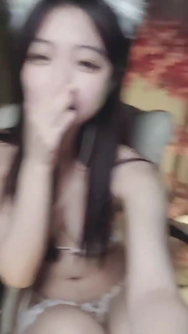 #白溪溪 女神下海 美乳 裸舞诱惑