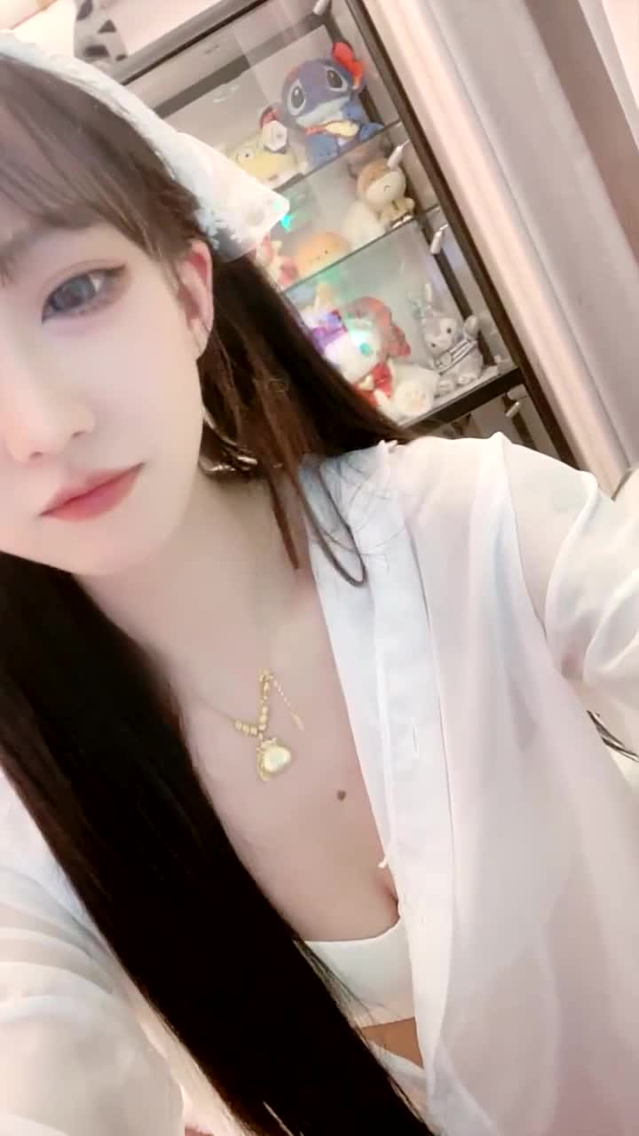 #空宝 超美粉妹下海~美爆了~粉嫩白皙 馋坏了~大鸡巴插逼