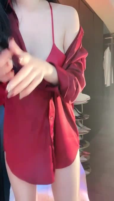 #白熙 福利姬美女喷水女神~极限诱惑  美乳 白虎粉穴 自慰疯狂喷水