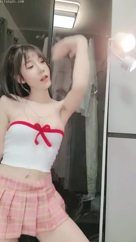 #林骆熙 精剪裸舞  超正靓女 绝顶身材 诱惑裸舞自慰