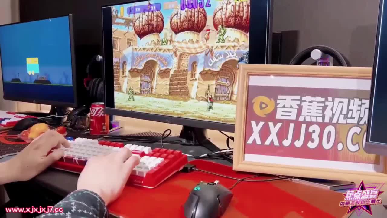 一步步诱惑可爱少女陪玩下海，从一开始的不愿意提供特殊服务，到后面同意3p，小萝莉一点点堕落，被金主狠狠的操#洛丽塔 #高颜值 #少女 #反差