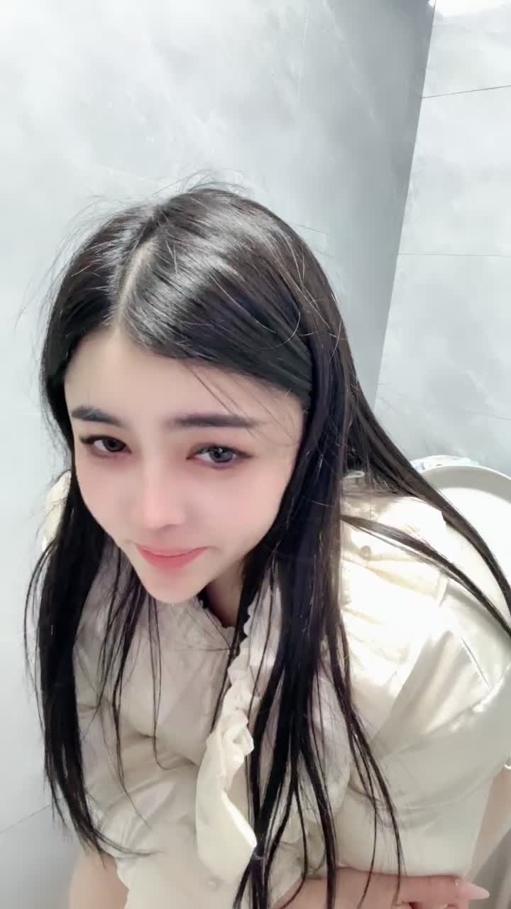 #大白兔奶白 36D奶模~超级漂亮 道具自慰~高潮库库喷水