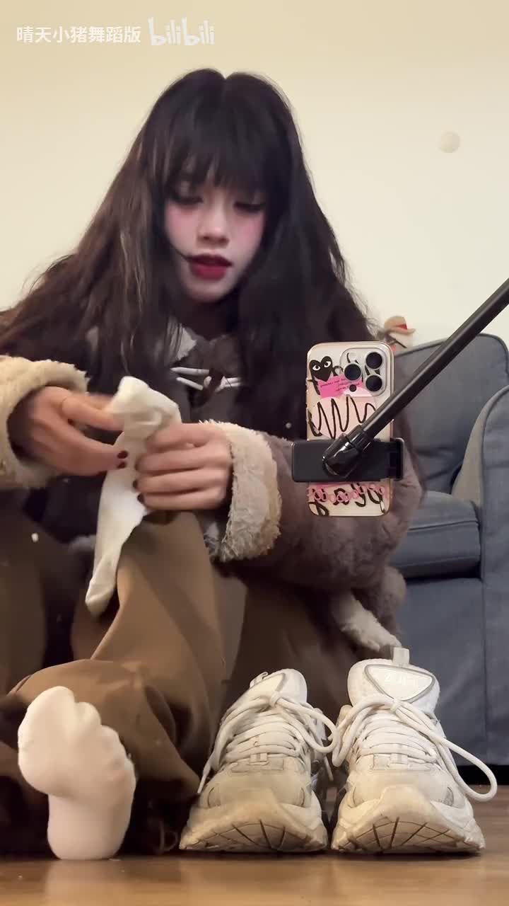 #晴天小猪 #丝足 #裸足 #足控