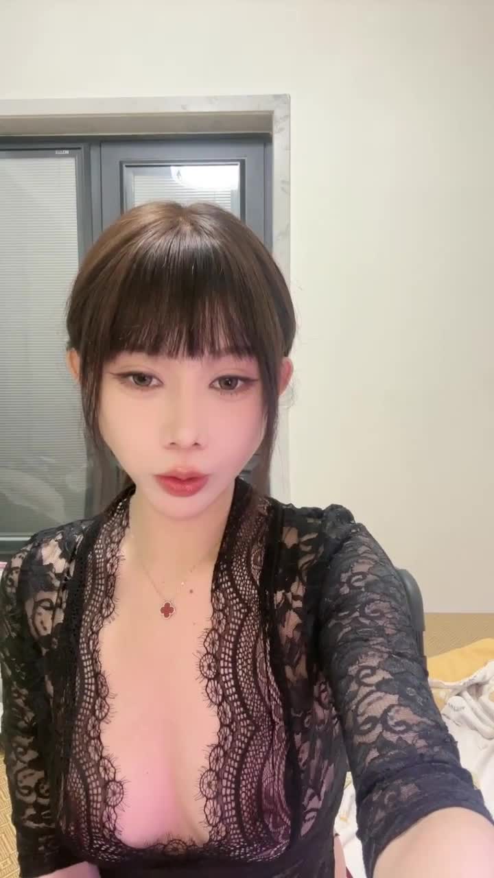 退役女演员下海黄播 吊带丝袜骑乘肉棒 跟丰满闺蜜互舔互相自慰插穴 骑乘、后入、M腿、喷水··！