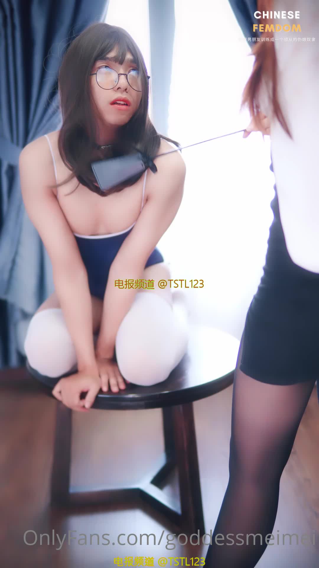 性感四爱女王黑丝美腿调教雌堕伪娘母狗-废物小鸡鸡就是让女王黑丝脚踩踏玩弄的-指奸屁穴