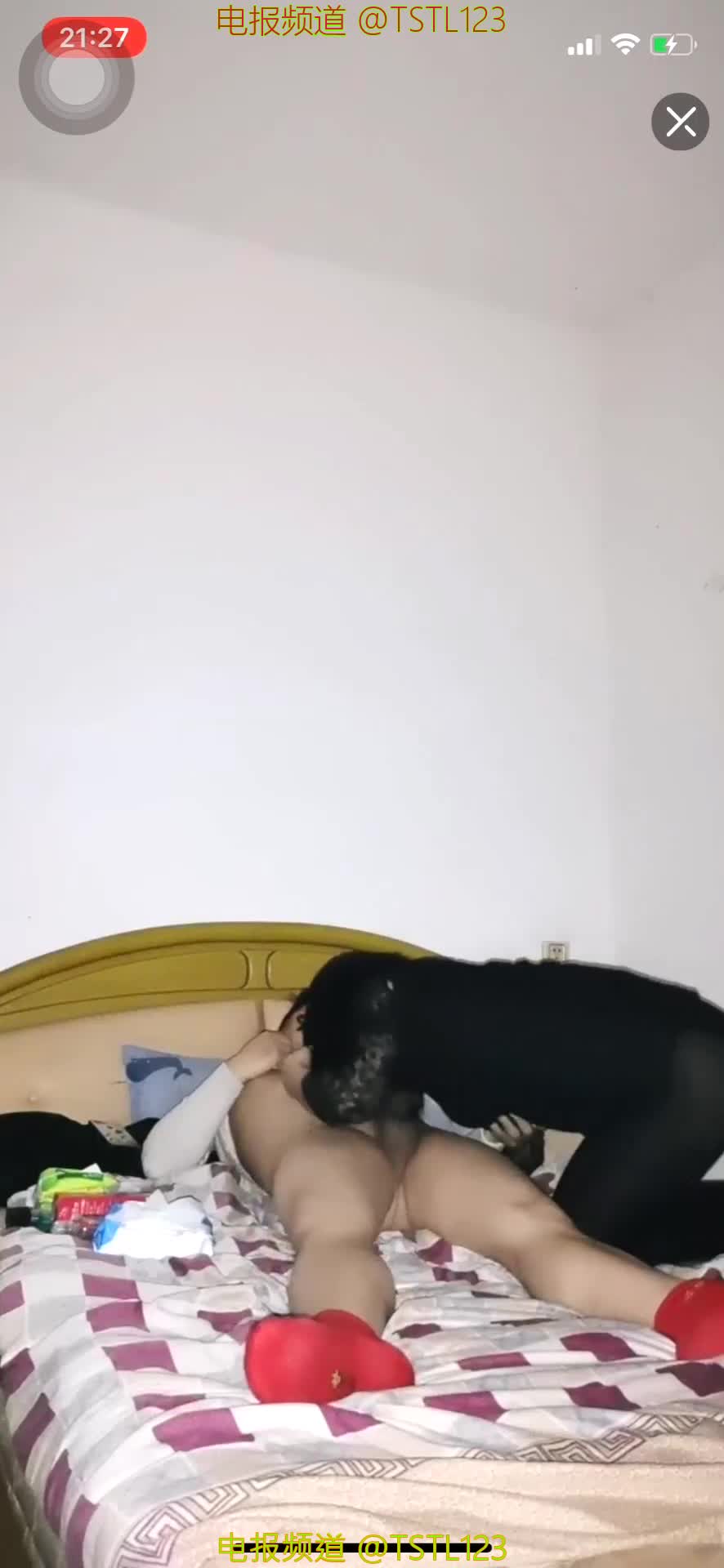 微胖伪娘出租屋接客