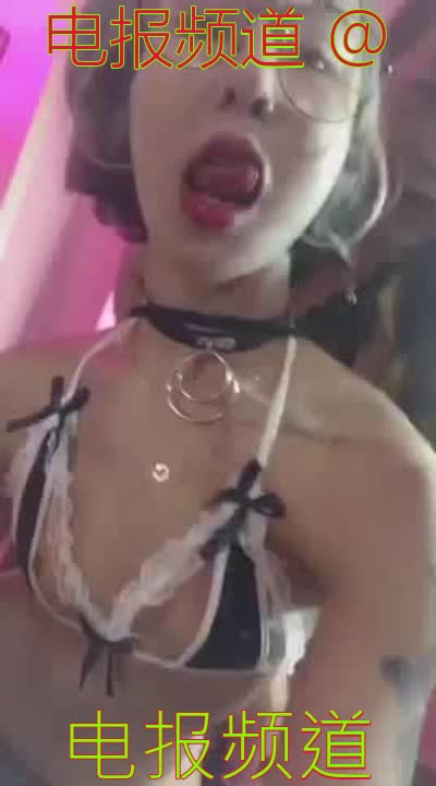 美妖王可心被Ts人妖姐妹女王调教成母狗-皮鞭圣水-羞辱耳光舔脚