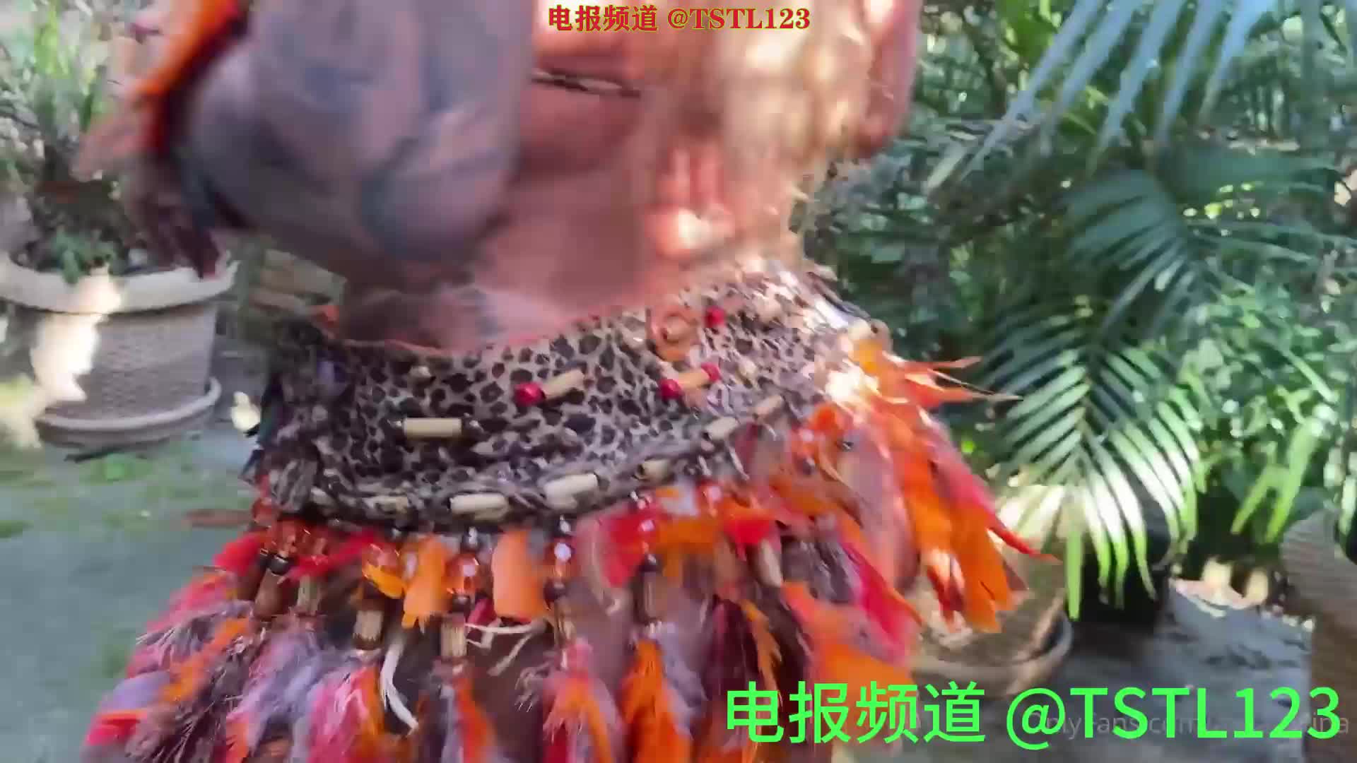 #熟女 #人妖 #巨乳大奶原始部落的印第安巨乳人妖操骚货熟女-人妖操女人3P群交-大肥逼被人妖的大屌操到高潮刘淫水-