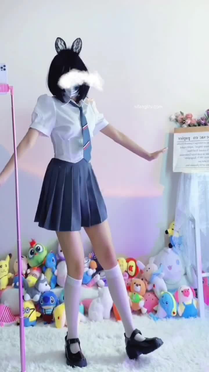 ️青春无敌️抖音风极品推特网红嫩妹【小仙云儿】十月高价定制裸舞️翘臀大长腿各种制服小可爱#推特福利
