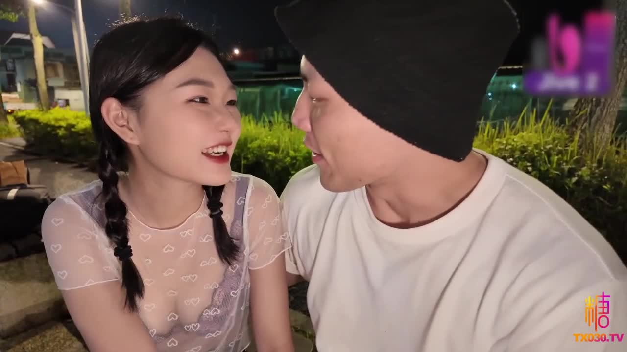 女大生堕落史】，21岁励志留学生【魏乔安】下海作品，跳蛋调教，车震被干到腿软连续高潮